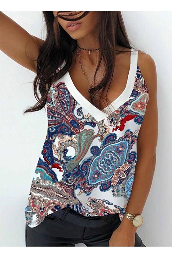 Moda Shop & Butik Kadın Omuz Askılı V Yaka Dijital Baskı Detay Mikro Kumaş Bluz