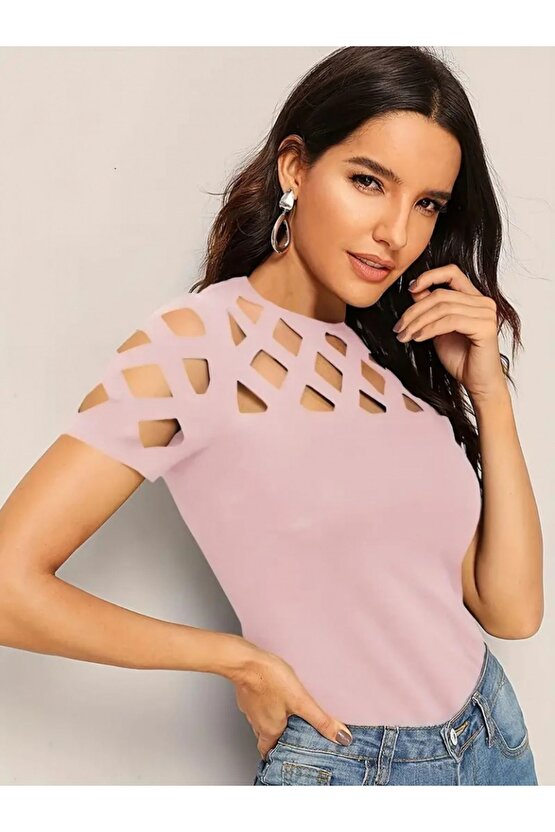 Moda Shop & Butik Kadın Kısa Kollu Baklava Desen Lazer Kesim Ithal Krep Bluz
