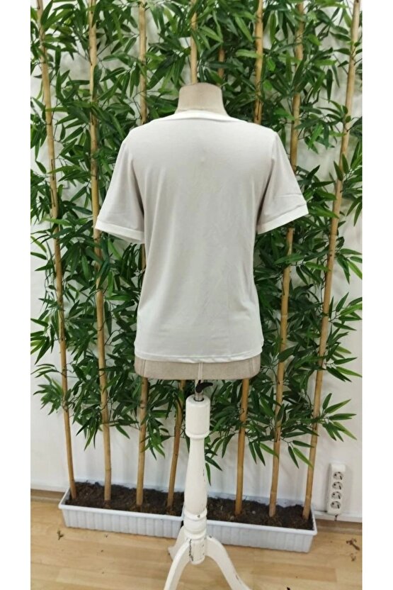 Kadın Kısa Kollu V Yakalı Viskon Bluz