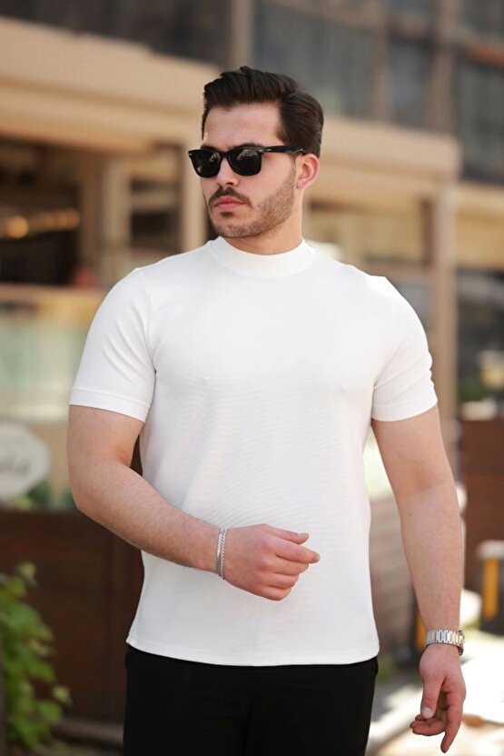 Erkek Ince Çizgi Dokulu Kısa Kollu T-shirt