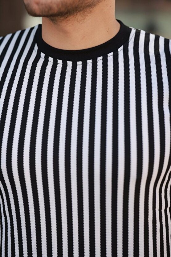Gelirr Erkek Siyah Beyaz Örme Pamuklu Kumaş Kısa Kollu T-shirt