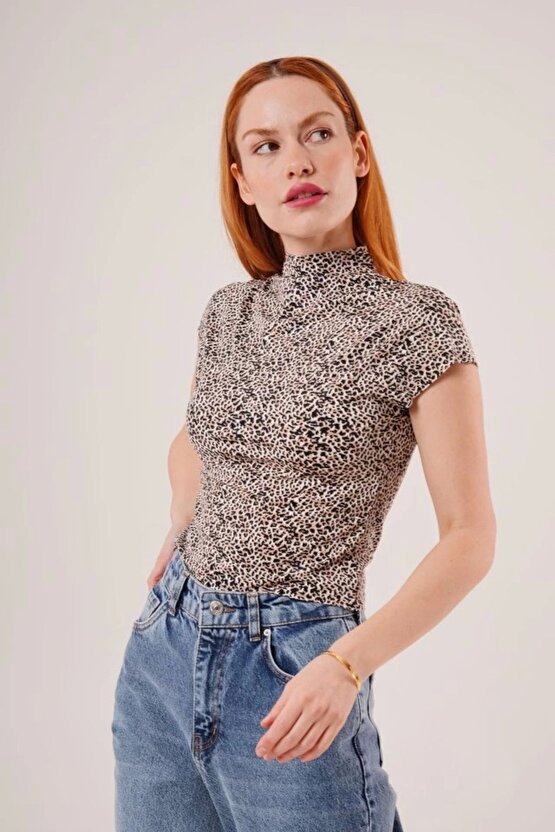 Leopar Desen Kısa Kollu Basic T-shirt