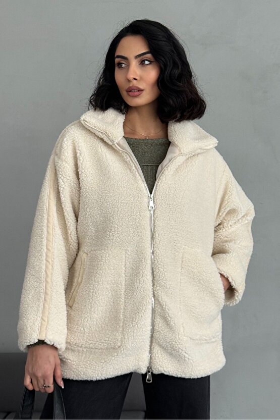 Kadın Bej Oversize Peluş Mont - Çift Fermuarlı, Dik Yakalı