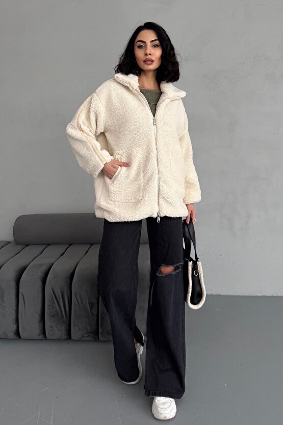 Kadın Bej Oversize Peluş Mont - Çift Fermuarlı, Dik Yakalı