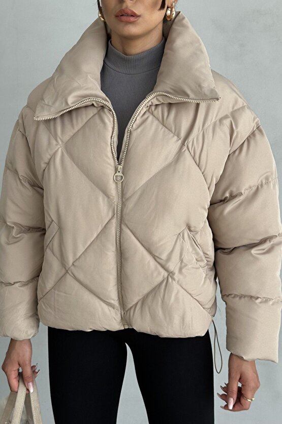 Kadın Bej Oversize Şişme Mont - Baklava Desenli