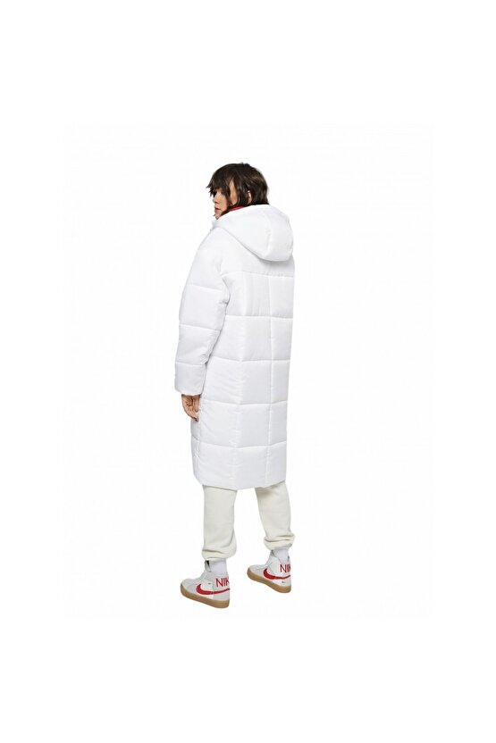 Wmns Mont Nsw Tf Thrmr Clsc Parka (FB7675-100) Bir Beden Küçük Almanızı Öneriyoruz