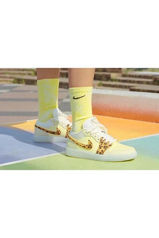 Air Jordan 1 Low SNKRS DAY Erkek Sneaker