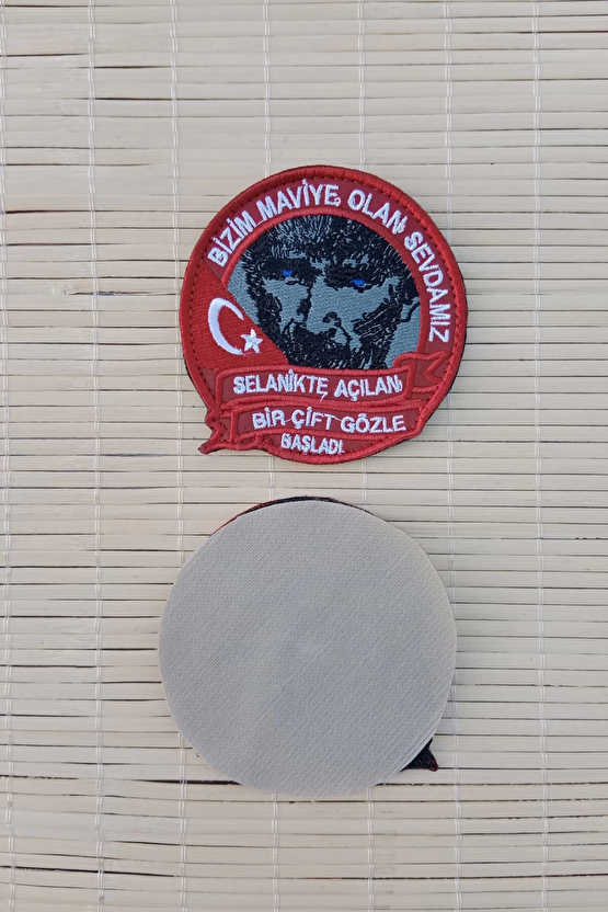 Ataturk Resimli Kirmizi Zemin Nakis İslemeli Bizim Maviye Olan Sevdamiz Arma Pec Patch