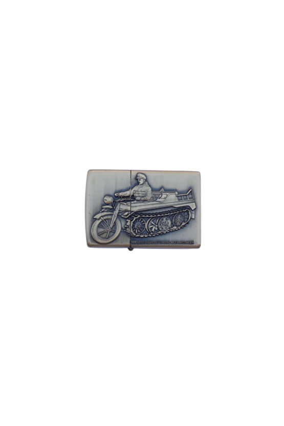 Ozel Tasarim Sari Renkli Benzinli Motorlu Tank Asker Kabartmali Premium Zippo Cakmak