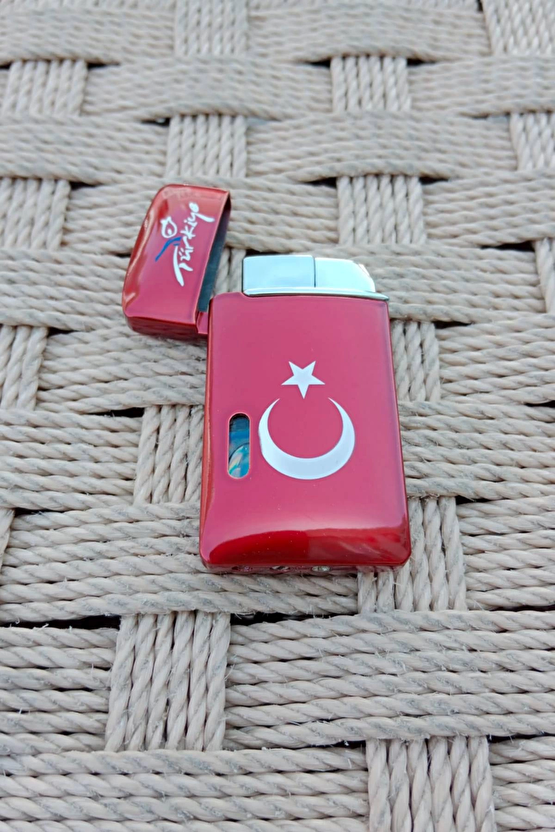 Ozel Tasarim Kirmizi Renkli Turkiye Yazili Bayrak Desenli Manyetolu Cakmak