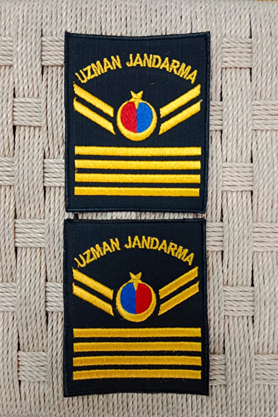 Uzman Jandarma 4 Kademe Siyah Zemin Harici Ve Dahili Bez Nakis Kol Rutbe