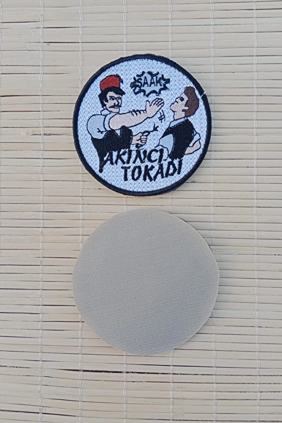 Beyaz Zemin Nakis İslemeli Akinci Tokadi Arma Patch Pec