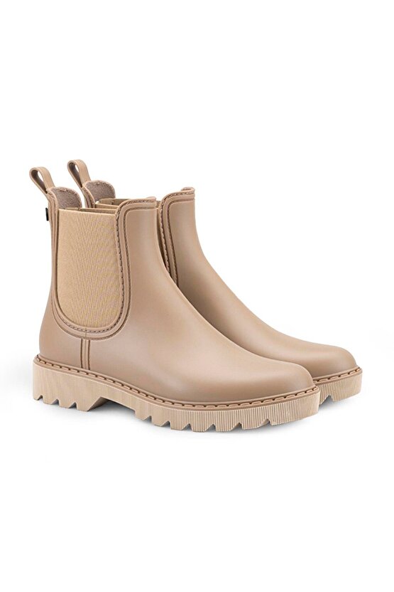 W10299 CHLOE MC