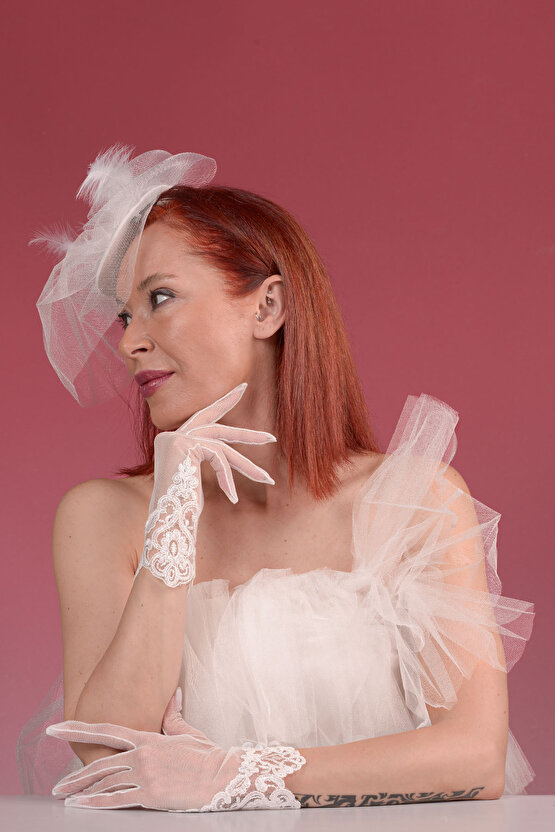 Kırık Beyaz Dantelli Gelin Kepi Nikah Şapkası Ve Bileği Düğmeli Gelin Eldiveni Kombin Set