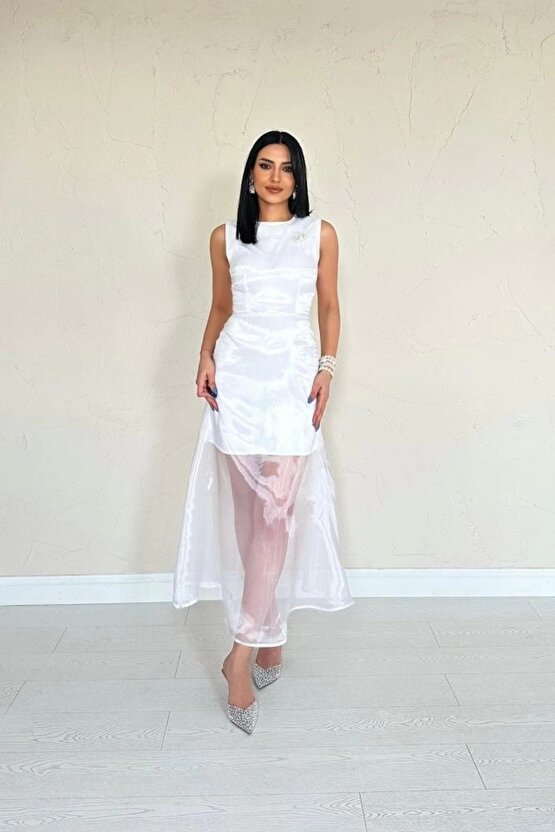 Beyaz Organze Detaylı Atlas Elbise