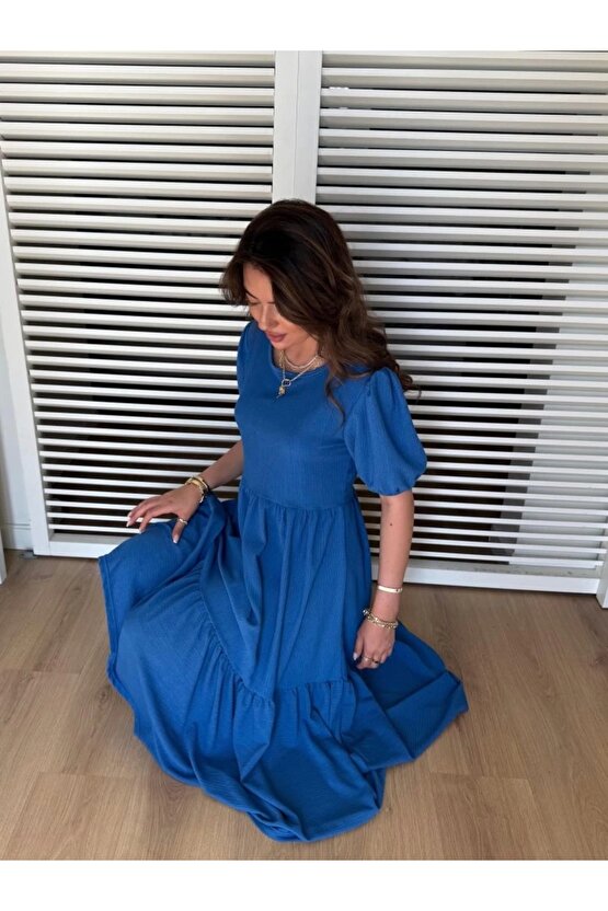 Kadın Kısa Kollu Yakası Açık Katlı Bürümcük Balon Elbise