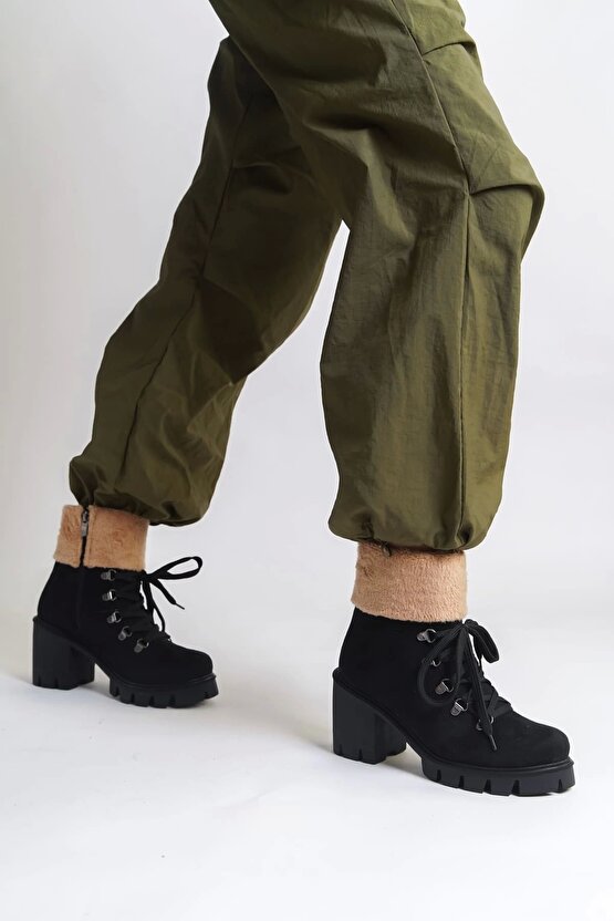 Emma Bağcıklı Fermuarlı Ortopedik Taban Topuklu Kürk Detaylı Süet Kadın Bot Sst - Siyah