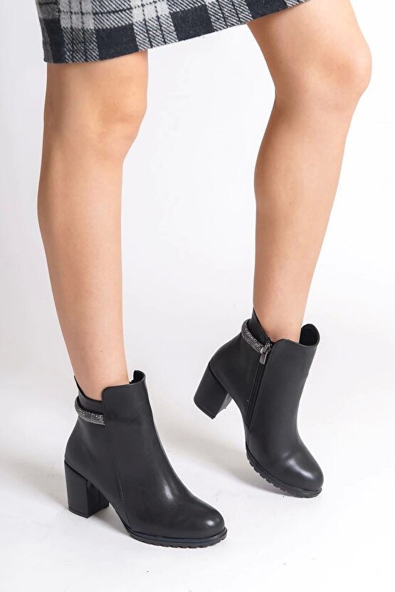 Lıa Fermuarlı Ortopedik Taban Taşlı Topuklu Kadın Bot Cst - Siyah