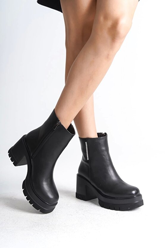Lısse Fermuarlı Ortopedik Taban Kalın Topuklu Kadın Bot Cst - Siyah