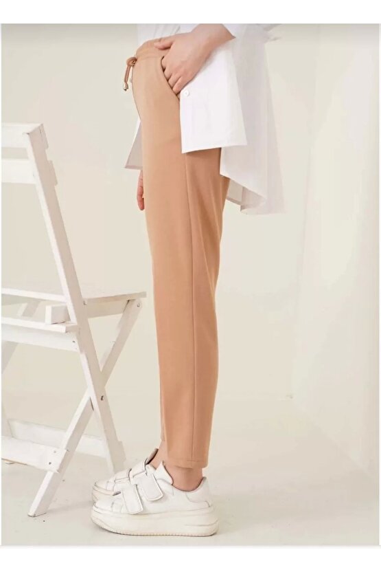 Kadın Tam Kalıp Basic Eşofman Pantolon - Kahverengi