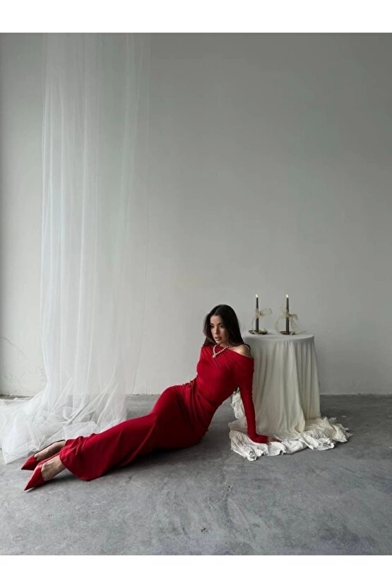 Kayık Yaka Uzun Kurdele Elbise