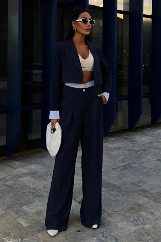 Moda Shop & Garni Detaylı Crop Ceketli Takım 10075