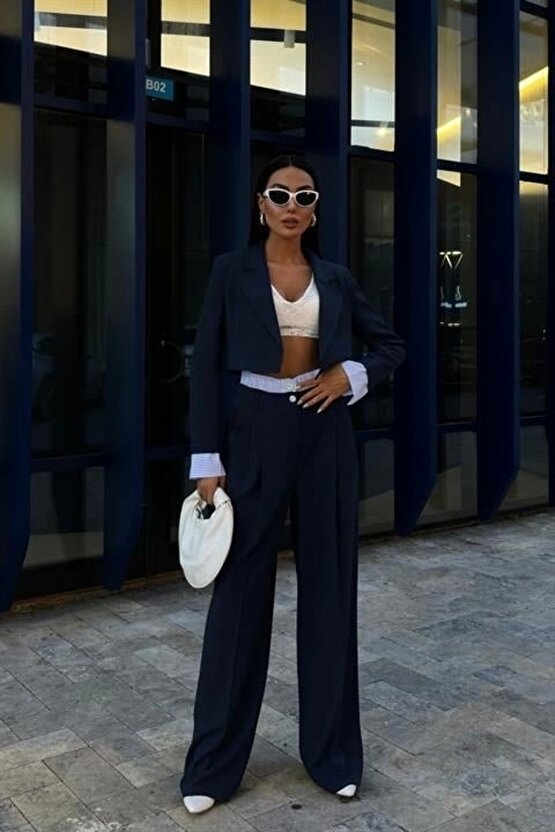 Moda Shop & Garni Detaylı Crop Ceketli Takım 10075