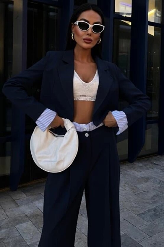 Moda Shop & Garni Detaylı Crop Ceketli Takım 10075