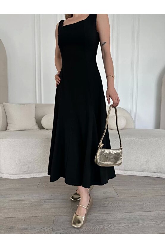 Sırt Dekolteli Kolsuz Uzun Elbise - Siyah