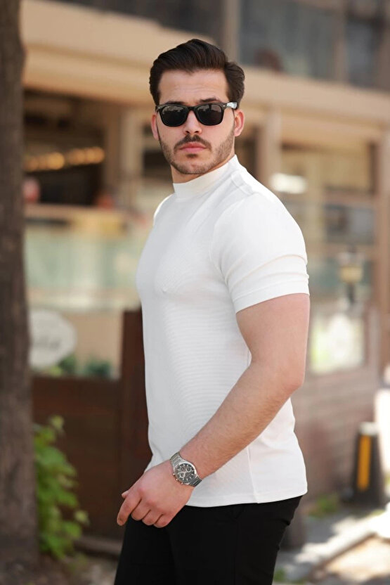 Erkek Ince Çizgi Dokulu Kısa Kollu T-shirt