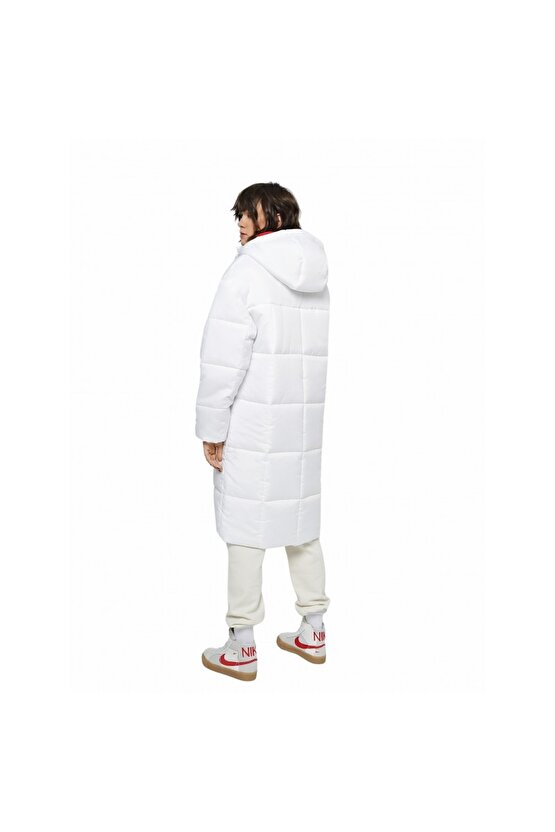 Wmns Mont Nsw Tf Thrmr Clsc Parka (FB7675-100) Bir Beden Küçük Almanızı Öneriyoruz