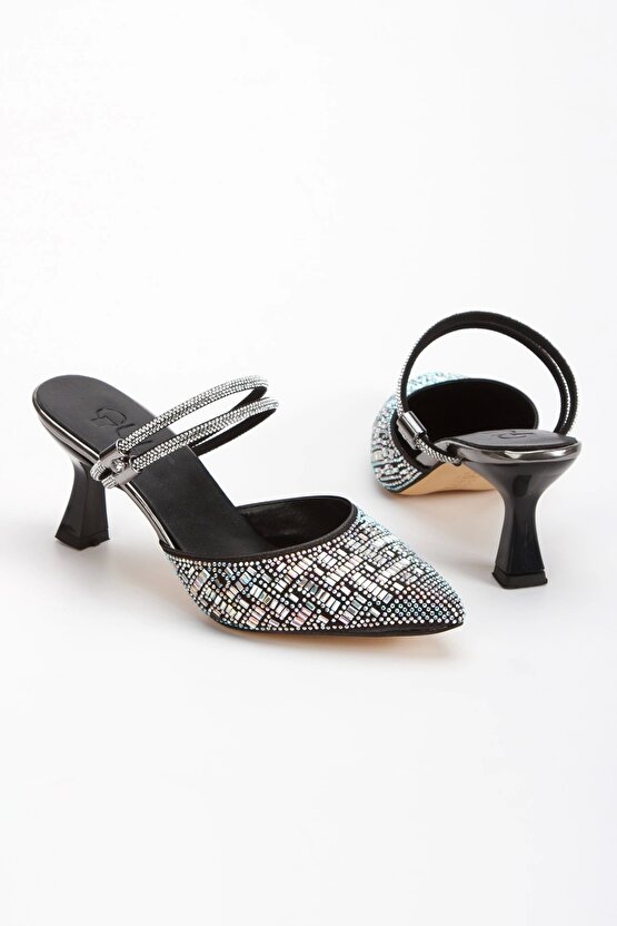 Kadın Önü Taşlı Terlik