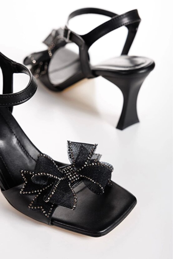 Kadın Yazlık Kelebek Papyonlu