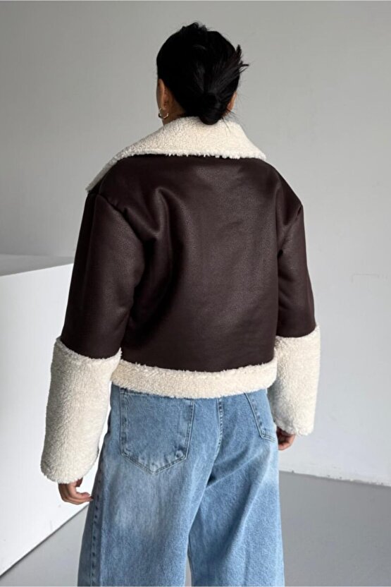Kadın Peluş Detaylı Crop Biker Suni Deri Mont