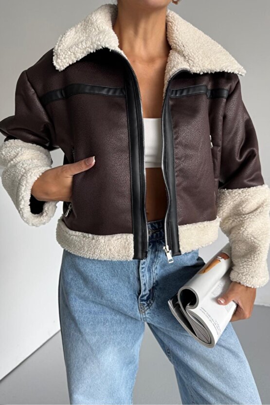 Kadın Peluş Detaylı Crop Biker Suni Deri Mont