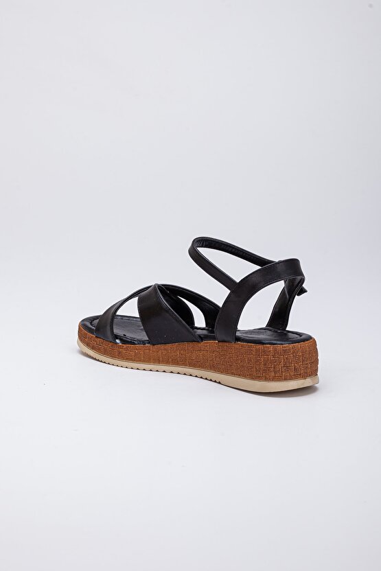 Kadın Yazlık Çapraz Sandalet Siyah
