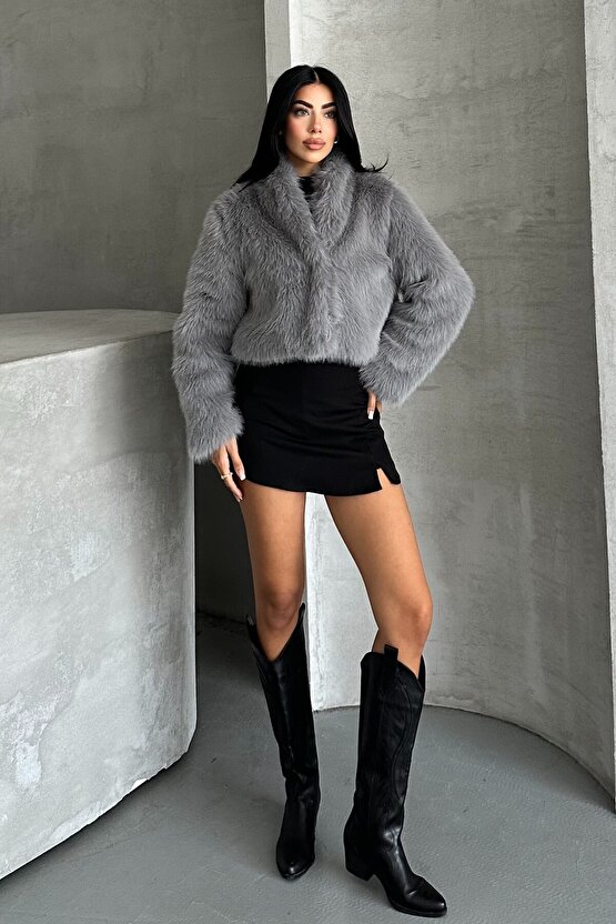 Kadın Kısa Peluş Kürk Mont - Şal Yaka Detaylı Ceket