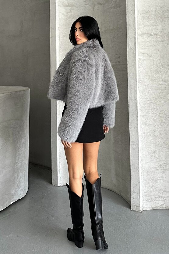 Kadın Kısa Peluş Kürk Mont - Şal Yaka Detaylı Ceket