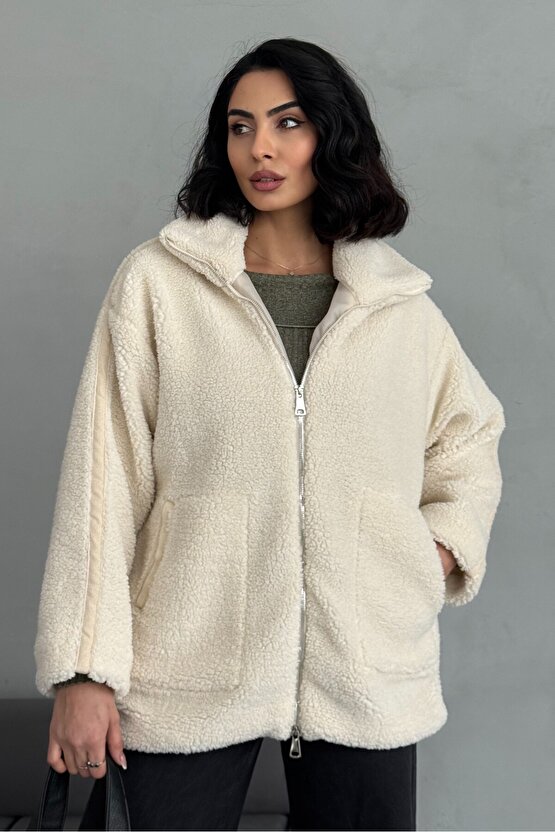 Kadın Bej Oversize Peluş Mont - Çift Fermuarlı, Dik Yakalı