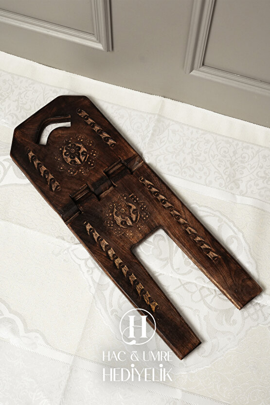 Rahle El Yapımı Masif Ahşap | Desenli Kulplu Kitap Okuma Standı | Orta Boy Kuran Rahlesi