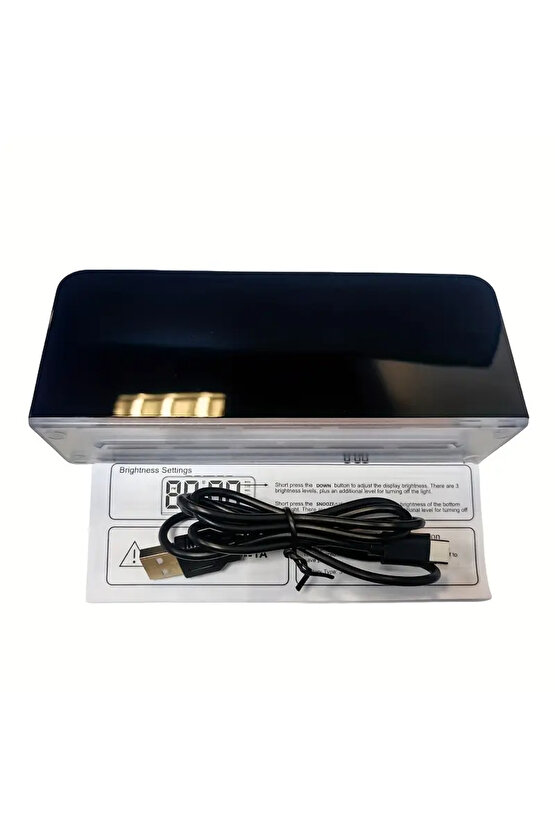 Hafif ve Şık Dijital Alarm Saati, 4 Seviyeli Parlaklık Ayarları, USB Güçlü, 1224 Saat LED Saat, Yat