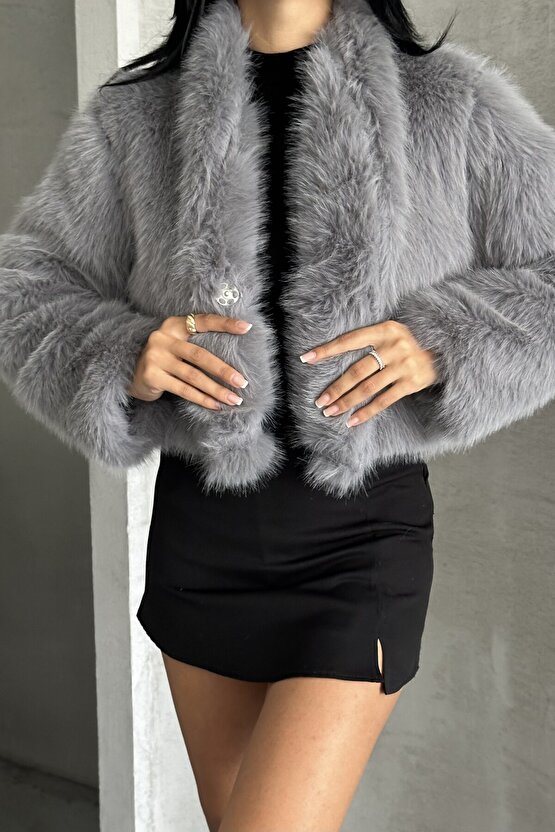 Kadın Kısa Peluş Kürk Mont - Şal Yaka Detaylı Ceket