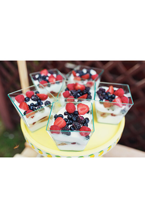 Şeffaf Kristal Mika Ekstra Sert Plastik Prizma Kübik Kase 120 Cc 25 Adet