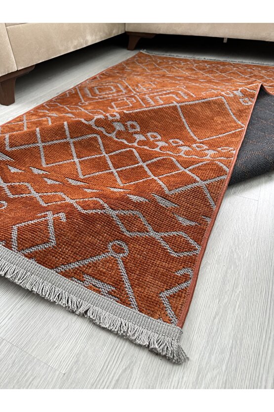 Modern İskandinav Desenli Yıkanabilir Kaymaz Dokuma Taban Şönil Halı Kiremit
