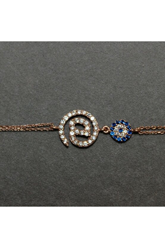 Kadın Kuyruklu A Bileklik