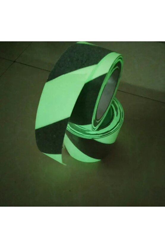 Fosforlu Kaydırmaz Bant 5cmx5m Çapraz Yeşil Fosforlu Merdiven Bandı 50mm