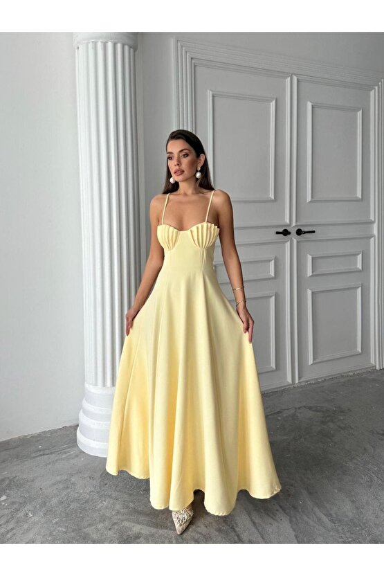 Kadın İnce askılı Göğüs Deniz Kabuğu Detaylı Kalp Yaka Uzun Elbise