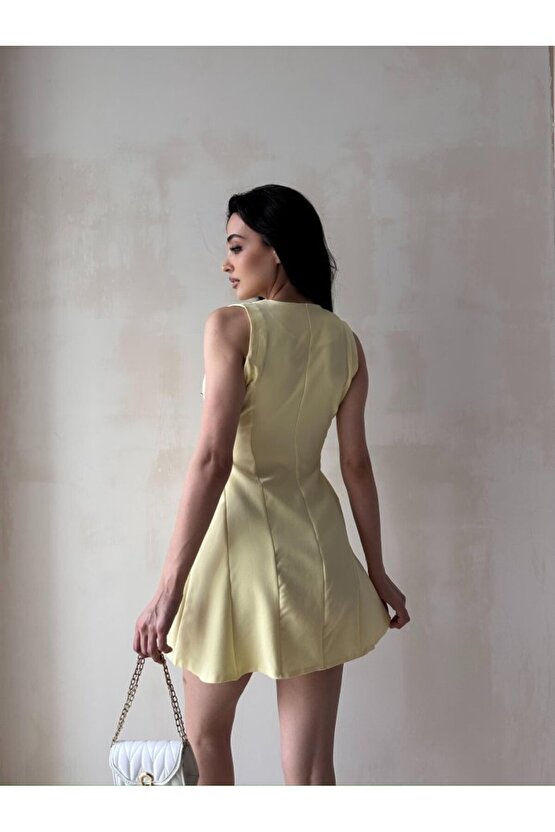 Kadın Kruvaze Yaka Düğmeli Mini Elbise