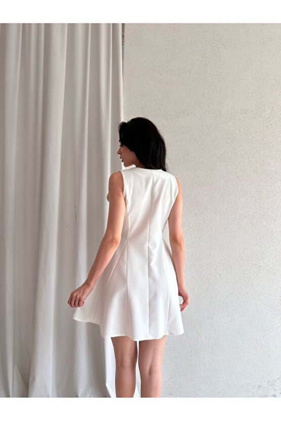 Kadın Kruvaze Yaka Düğmeli Mini Elbise