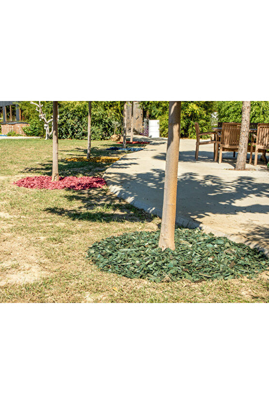 Kırmızı Renkli Malç 40 Litre 25-65 mm Renkli Ağaç Kabuğu Renkli Ağaç Yonga Bahçe Dekor Peyzaj Mulch